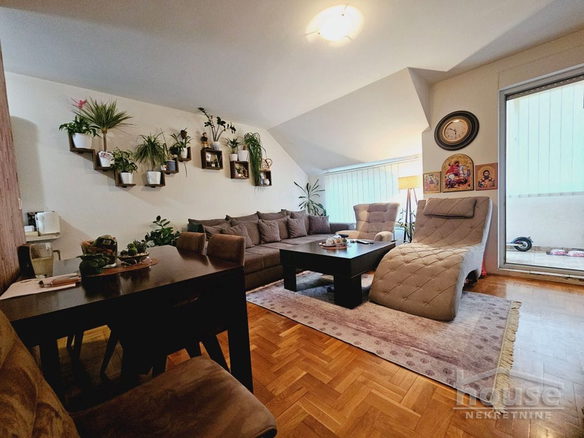 Stan Prodaja Novi Sad  86 m2