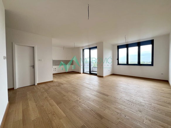 Stan Prodaja Sremska Kamenica  138 m2