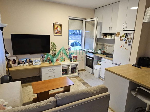Stan Prodaja Novi Sad  27 m2