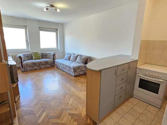 Stan Prodaja Novi Sad  29 m2