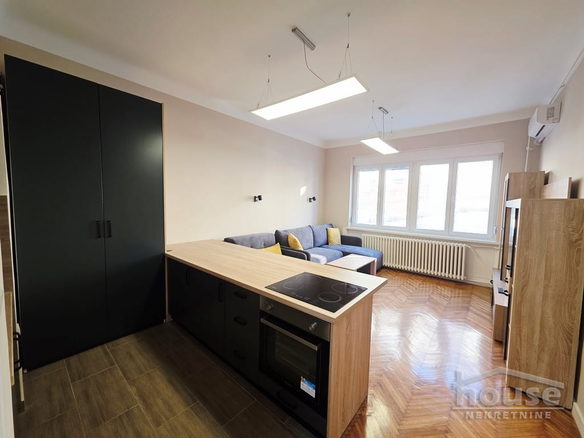 Stan Prodaja Novi Sad  32 m2
