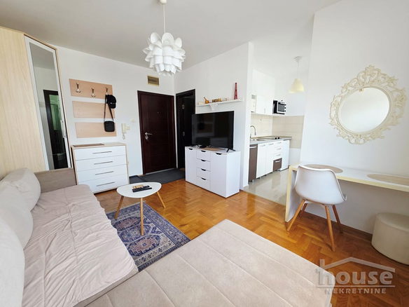 Stan Prodaja Novi Sad  24 m2