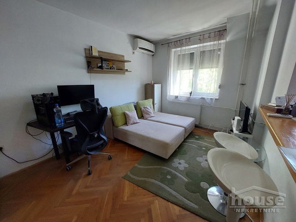 Stan Prodaja Novi Sad  24 m2