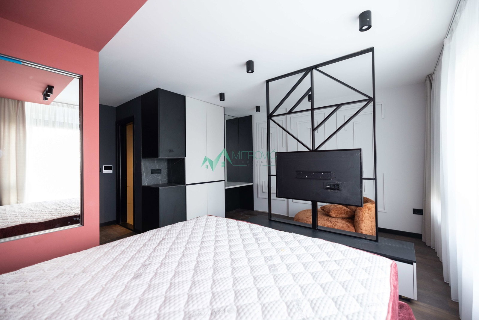 Stan Prodaja Novi Sad  29 m2