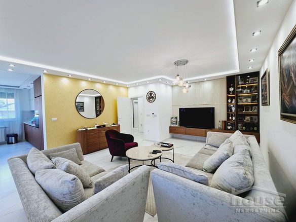 Stan Prodaja Novi Sad  149 m2