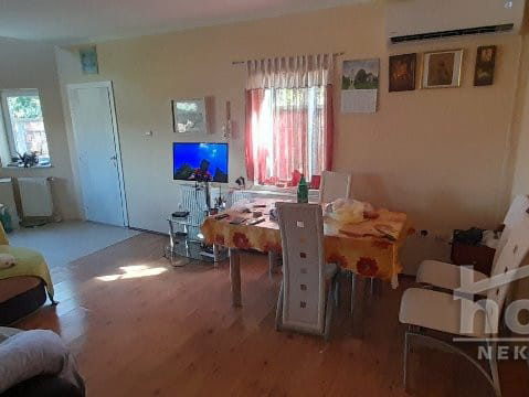 Kuća Prodaja Novi Sad  194 m2