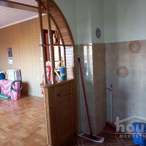 Kuća Prodaja Novi Sad  320 m2