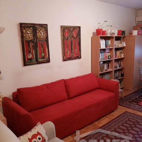 Jednosoban stan na prodaju, Centar, Novi Sad, 30m², 2. sprat, 123.600 €