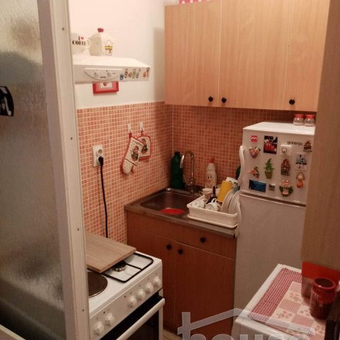 Stan Prodaja Novi Sad  30 m2