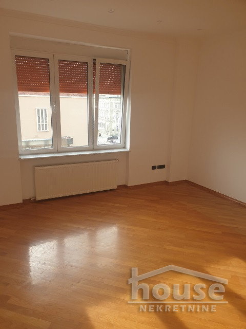 Stan Prodaja Novi Sad  100 m2