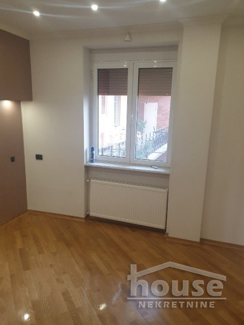Stan Prodaja Novi Sad  100 m2