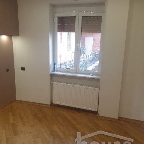 Stan Prodaja Novi Sad  100 m2