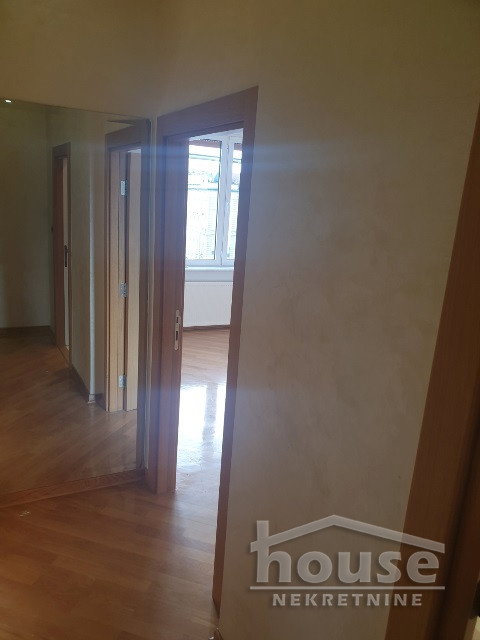 Četvorosoban stan na prodaju, Centar, Novi Sad, 100m², 525.300 €