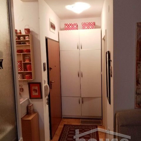 Stan Prodaja Novi Sad  30 m2