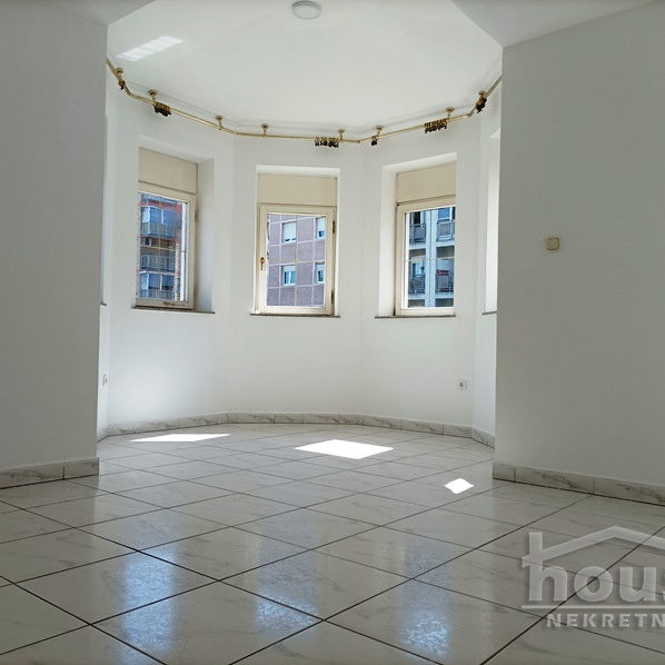 Kuća Izdavanje Novi Sad  300 m2