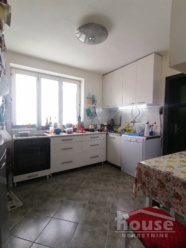 Kuća na prodaju, Tatarsko Brdo, Novi Sad, 386m², 300.000 €