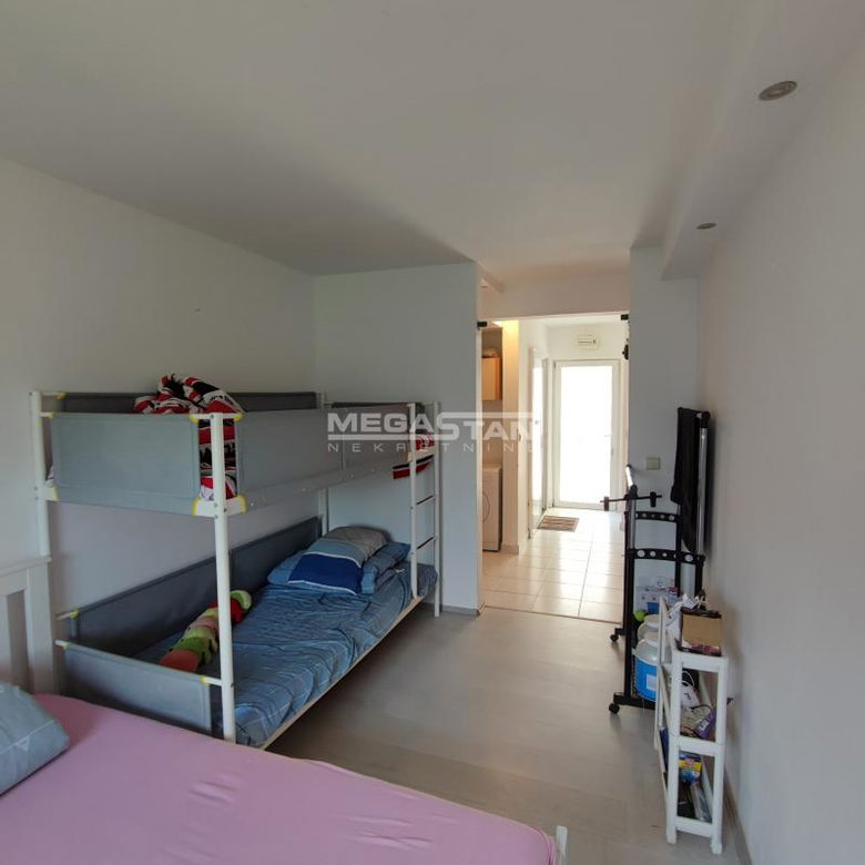 Petosoban stan na prodaju, Blok 63, Beograd, 104m², 239.000 €