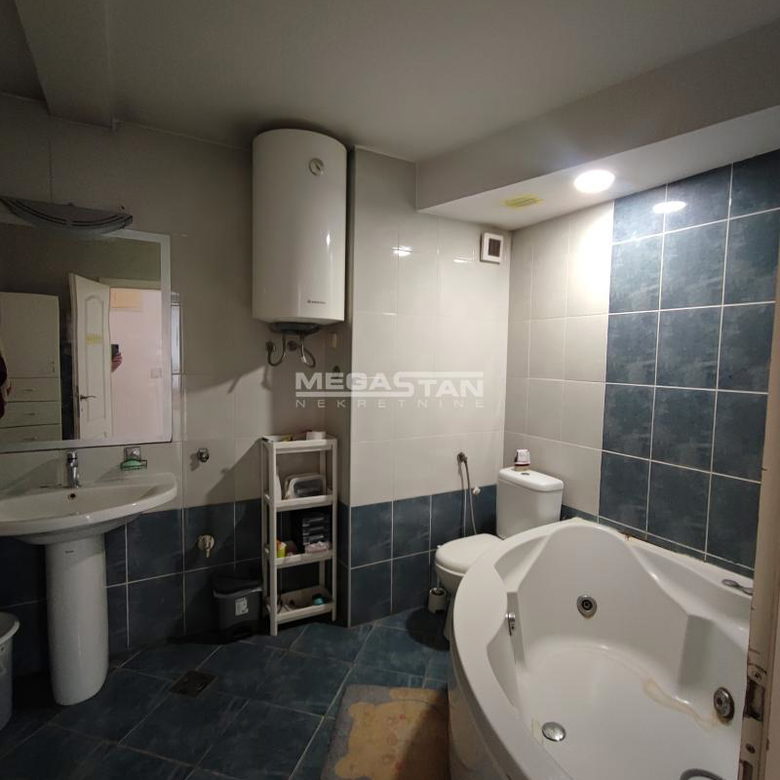 Petosoban stan na prodaju, Blok 63, Beograd, 104m², 239.000 €