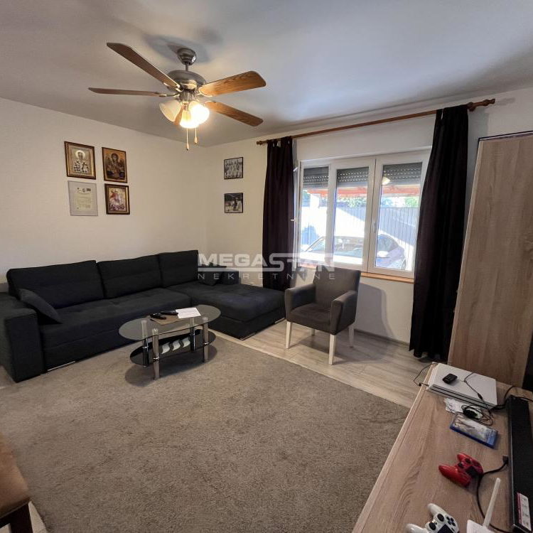 Kuća na prodaju, Vrčin, Beograd, 184m², 200.000 €
