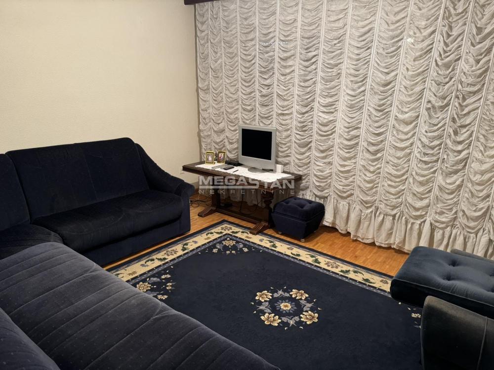 108091679-4-20241107161227 Kuća na prodaju, Leštane, Beograd, 372m², 220.000 €