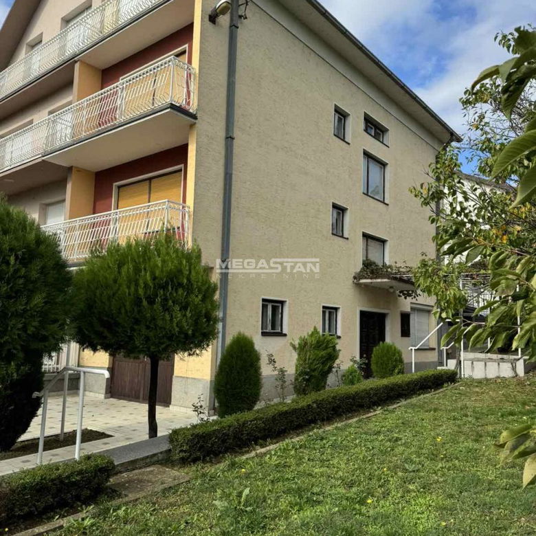 Kuća na prodaju, Leštane, Beograd, 372m², 220.000 €