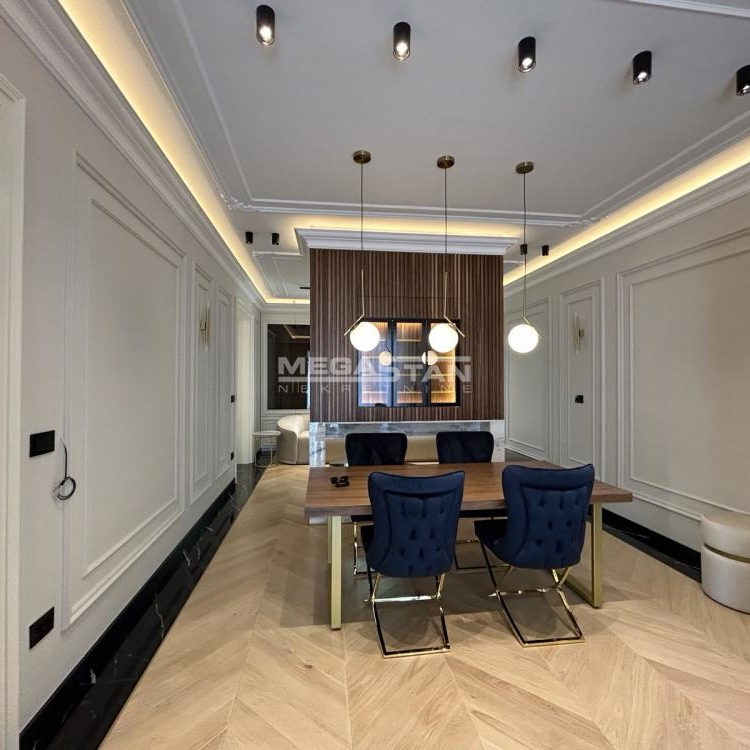 Četvorosoban stan na prodaju, Krunski Venac, Beograd, 100m², 530.000 €