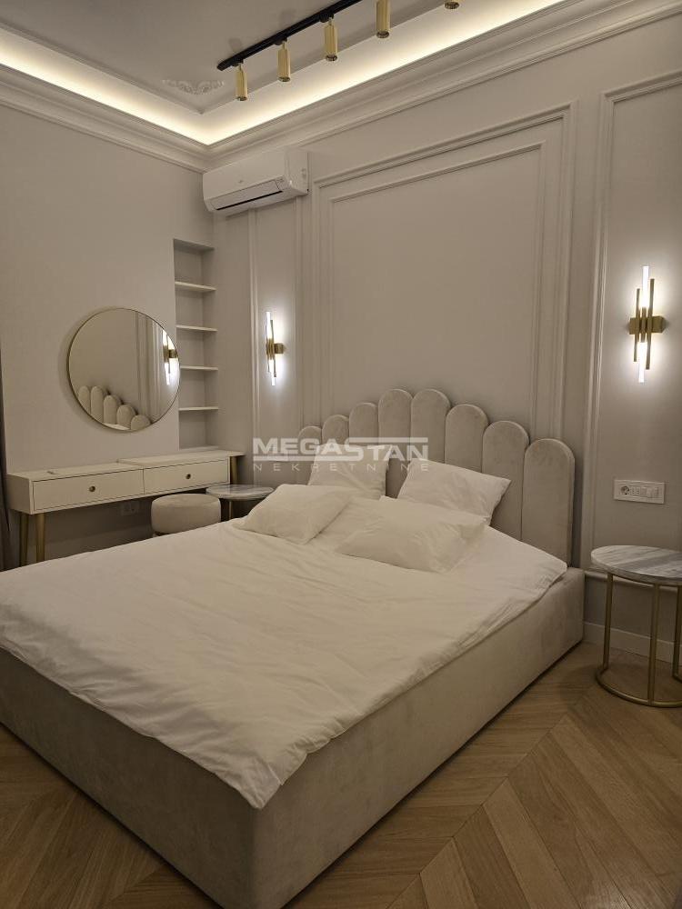 108092122-18-20260223155407 Četvorosoban stan na prodaju, Krunski Venac, Beograd, 100m², 530.000 €