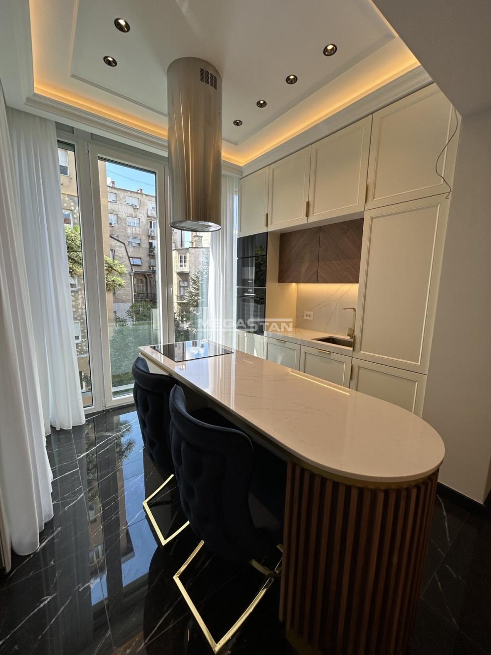 108092122-8-20241118132853 Četvorosoban stan na prodaju, Krunski Venac, Beograd, 100m², 530.000 €