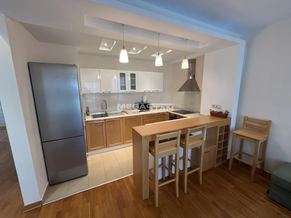 108092236-17-20241125162141 Trosoban stan na prodaju, Blok 67 – Belville, Beograd, 106m², 7. sprat, 390.000 €