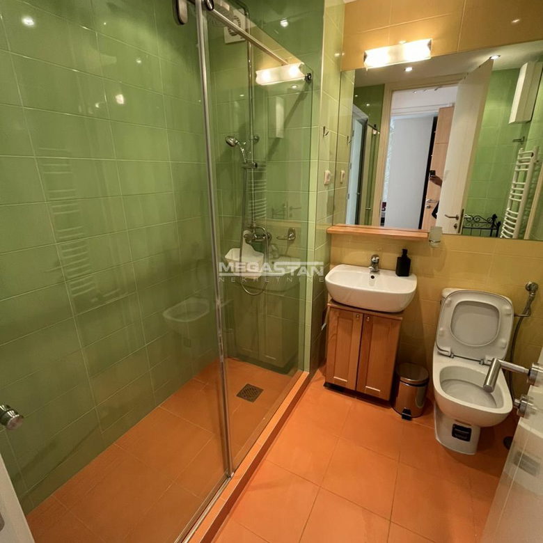Trosoban stan na prodaju, Blok 67 – Belville, Beograd, 106m², 7. sprat, 390.000 €