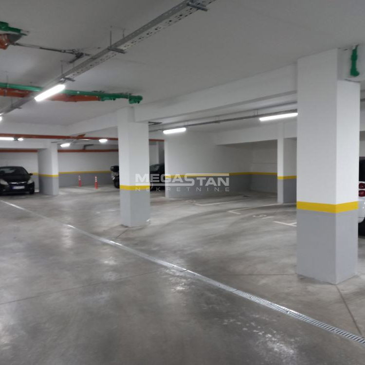 Garaža za izdavanje, Gradska Bolnica, Beograd, 13m², 100 €/mes