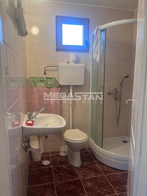 Kuća na prodaju, Ugrinovci, Beograd, 114m², 150.000 €