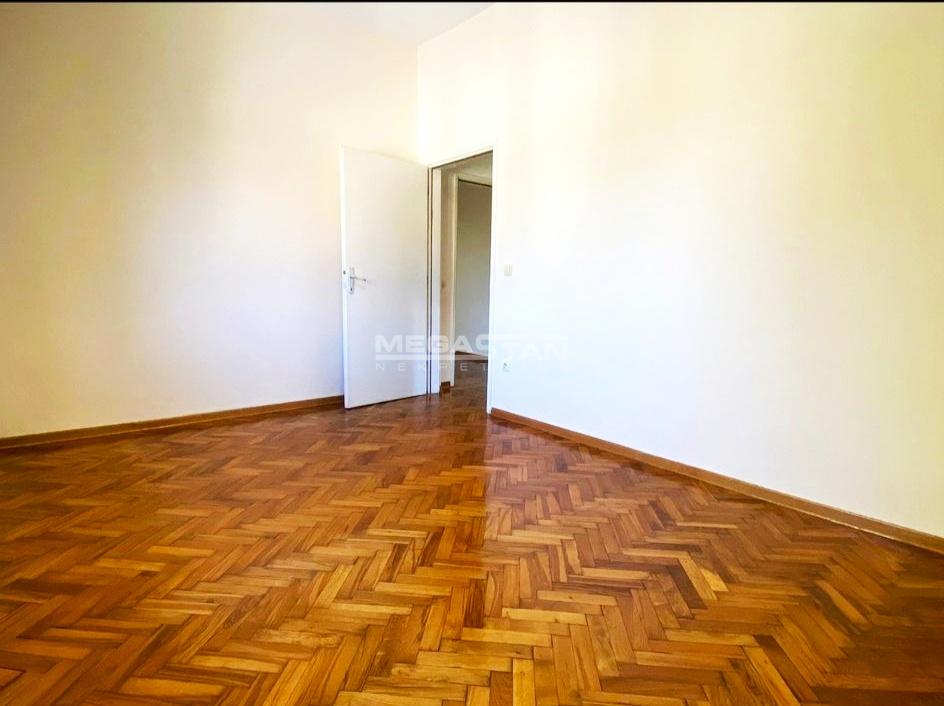108092377-10-20241219135706 Kuća na prodaju, Bogoslovija, Beograd, 161m², 350.000 €