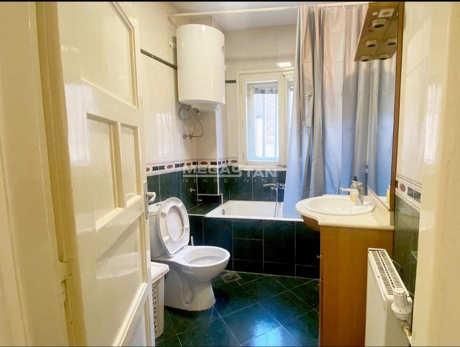 108092377-13-20241219135706 Kuća na prodaju, Bogoslovija, Beograd, 161m², 350.000 €