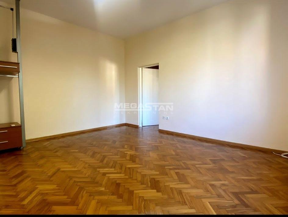 108092377-19-20241219141334 Kuća na prodaju, Bogoslovija, Beograd, 161m², 350.000 €