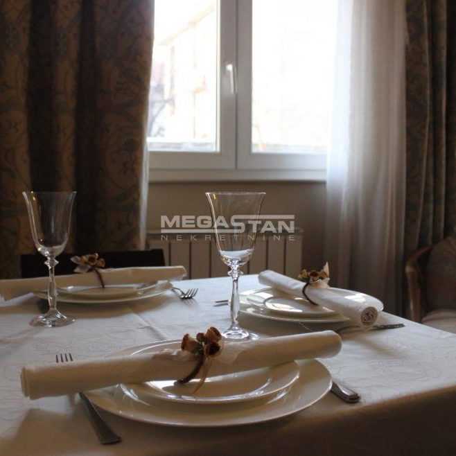Dvoiposoban stan na prodaju, Učiteljsko Naselje, Beograd, 52m², 340.000 €