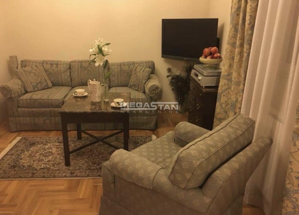 Dvoiposoban stan na prodaju, Učiteljsko Naselje, Beograd, 52m², 340.000 €