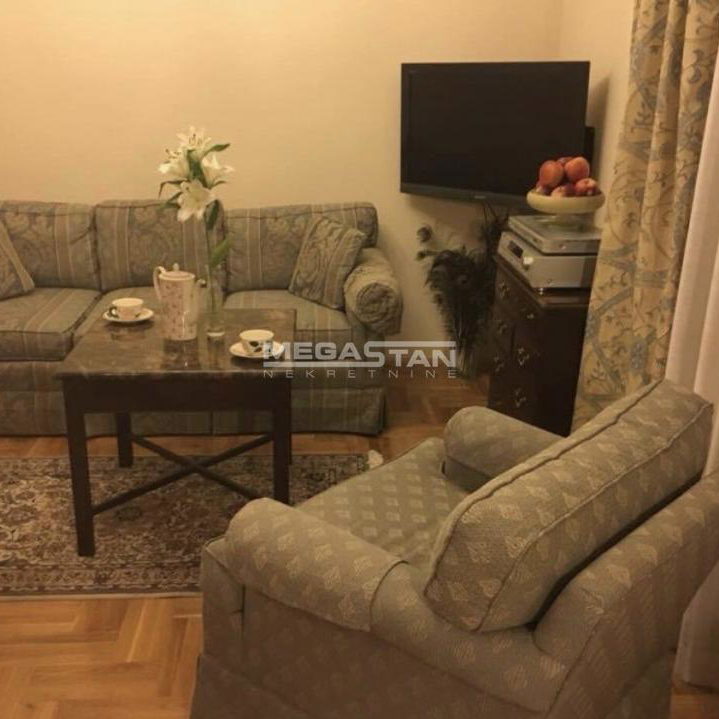 Dvoiposoban stan na prodaju, Učiteljsko Naselje, Beograd, 52m², 340.000 €