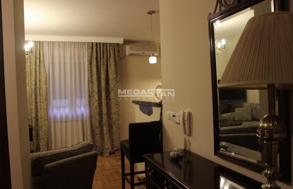 Dvoiposoban stan na prodaju, Učiteljsko Naselje, Beograd, 52m², 340.000 €