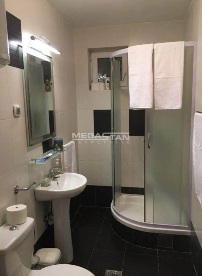 Dvoiposoban stan na prodaju, Učiteljsko Naselje, Beograd, 52m², 340.000 €