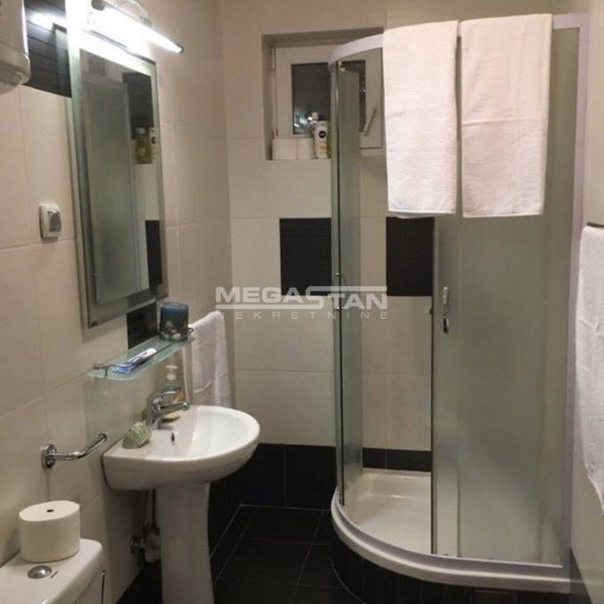Dvoiposoban stan na prodaju, Učiteljsko Naselje, Beograd, 52m², 340.000 €