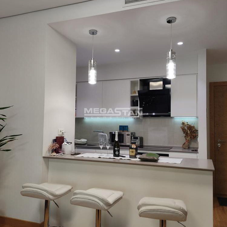 Trosoban stan na prodaju, Beograd na Vodi, Beograd, 94m², 855.000 €