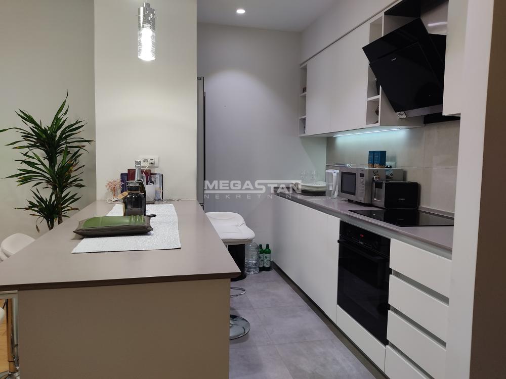 Trosoban stan na prodaju, Beograd na Vodi, Beograd, 94m², 855.000 €