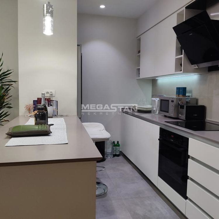 Trosoban stan na prodaju, Beograd na Vodi, Beograd, 94m², 855.000 €