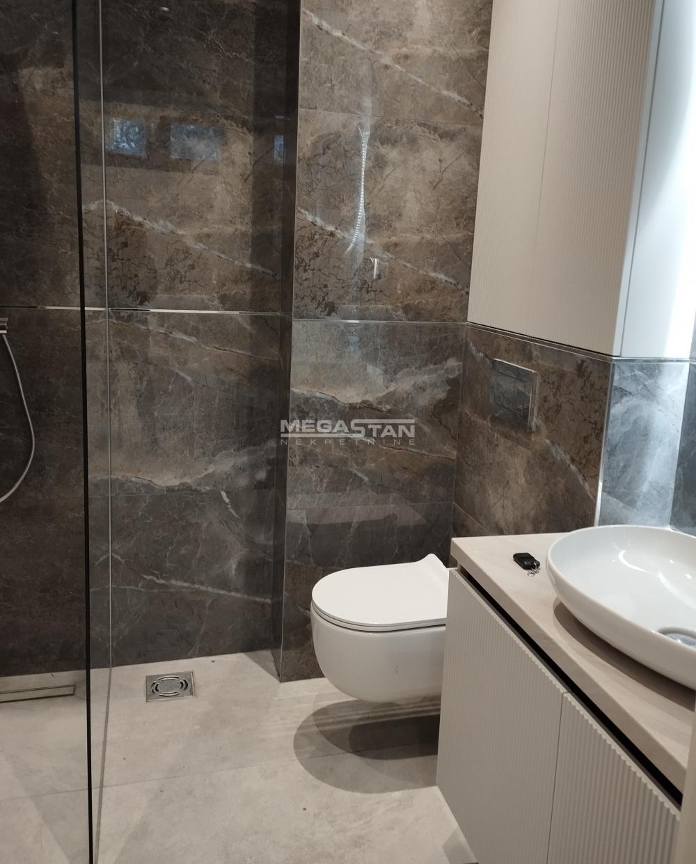 108093282-11-20250225125447 Četvorosoban stan za izdavanje, Senjak, Beograd, 177m², 3.500 €/mes