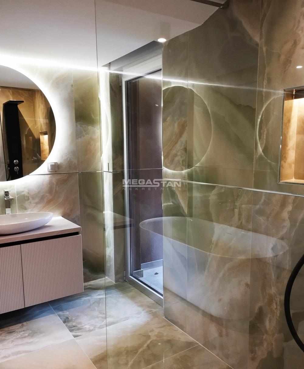 108093282-2-20250224153338 Četvorosoban stan za izdavanje, Senjak, Beograd, 177m², 3.500 €/mes