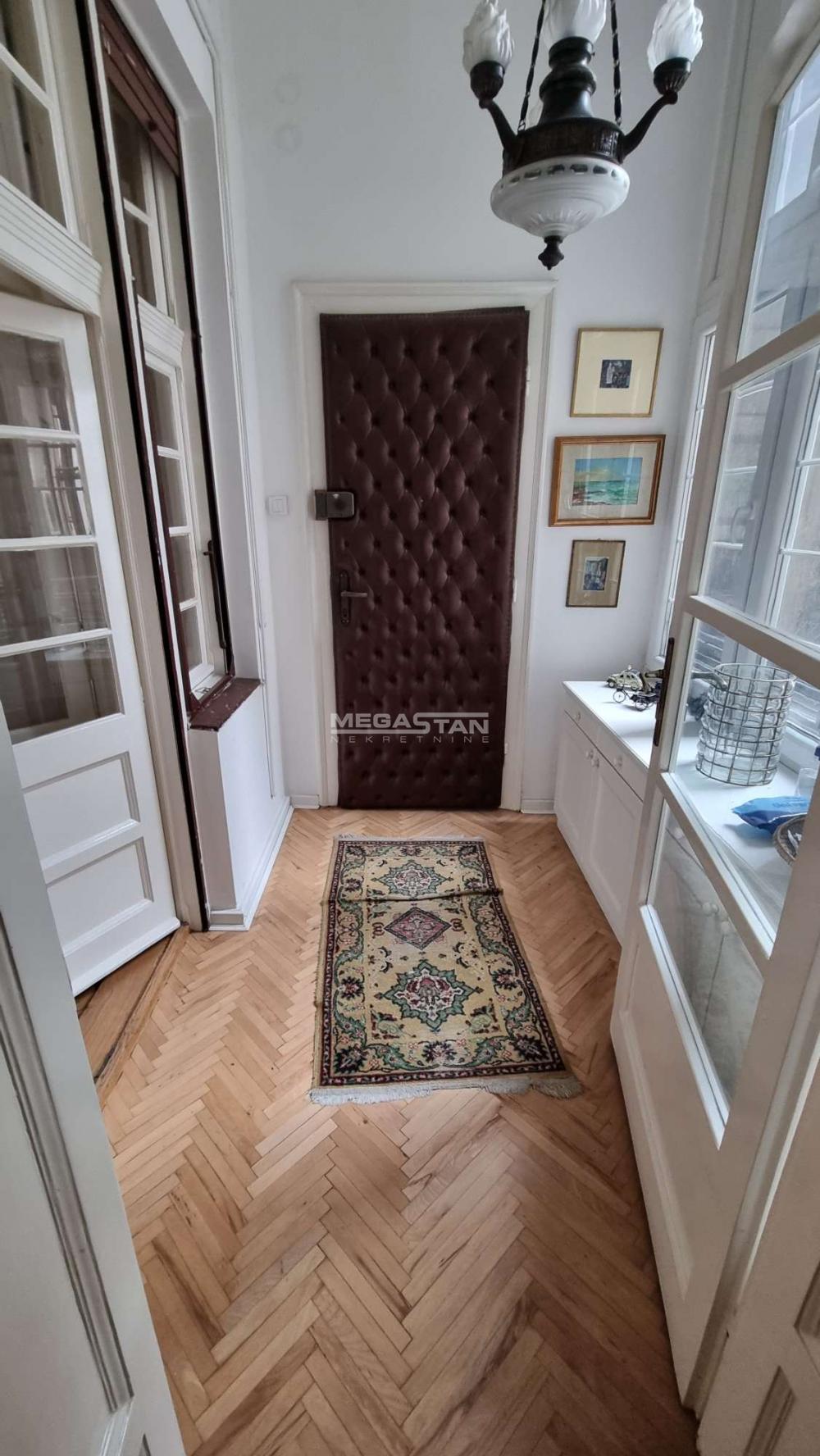 Lokal za izdavanje, Trg Nikole Pašića, Beograd, 145m², 2.500 €/mes
