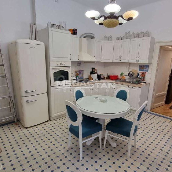 Lokal za izdavanje, Trg Nikole Pašića, Beograd, 145m², 2.500 €/mes