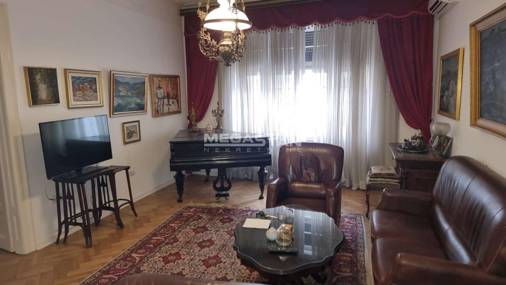 Lokal za izdavanje, Trg Nikole Pašića, Beograd, 145m², 2.500 €/mes