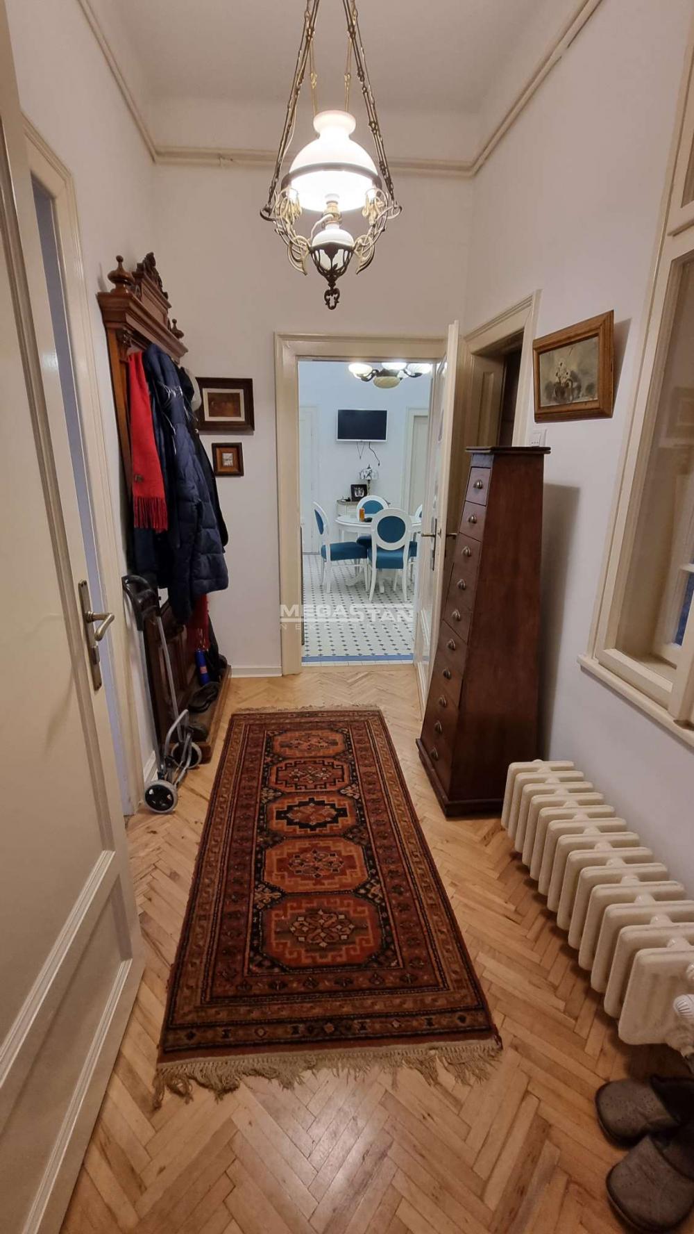 Lokal za izdavanje, Trg Nikole Pašića, Beograd, 145m², 2.500 €/mes